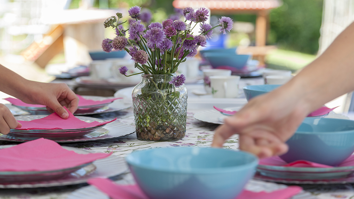 EDEP BİR İNSANLIK SOFRASIDIR