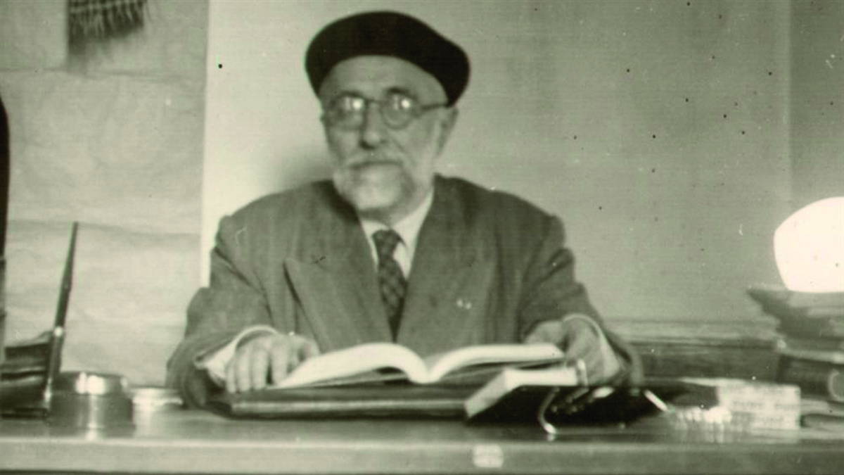 İLİM VE TALİM YOLUNDA BİR ÖMÜR MAHMUT CELÂLEDDİN ÖKTEN