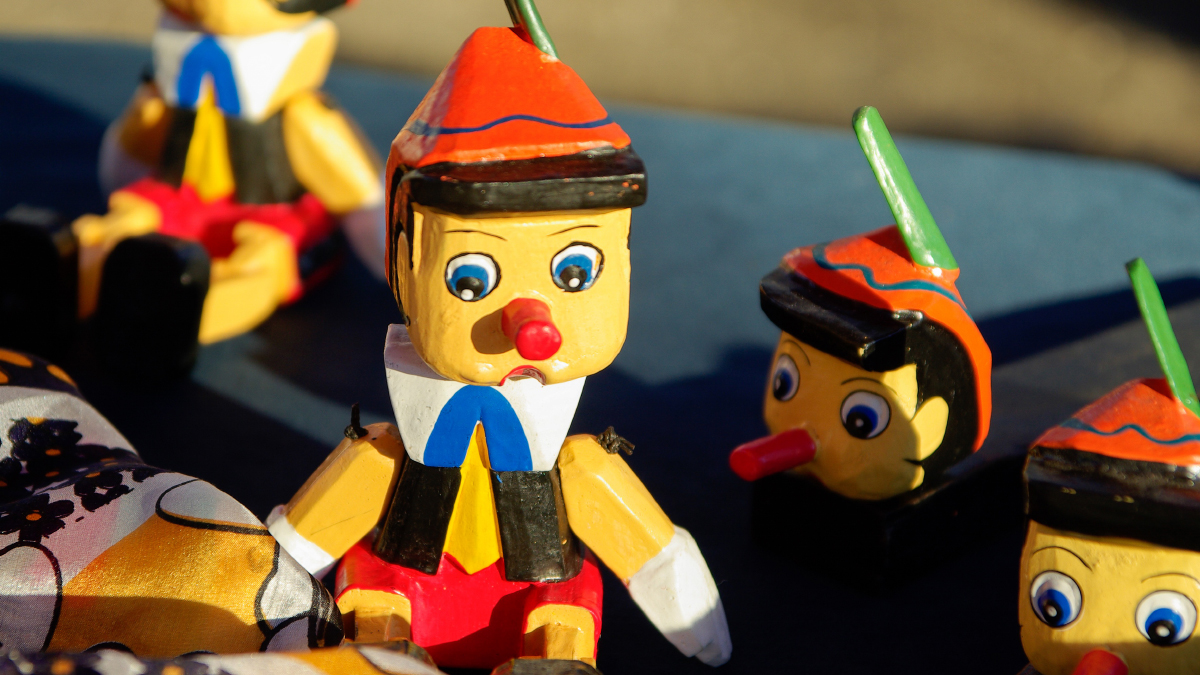 Medyada Yalan Haber Üstüne