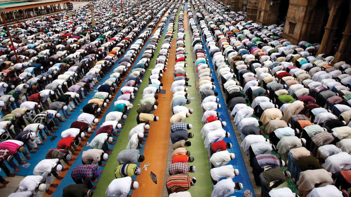 KÜLTÜRLÜ OLMAK İSLAMİ YAŞAMAYA ENGEL OLUYOR